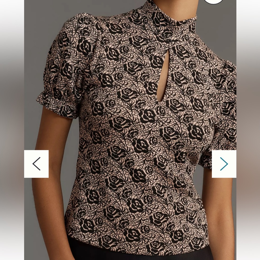 Maeve fo Anthropologie Short-Sleeve Ditsy Jacquard Top size small